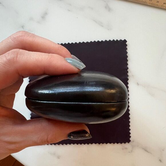 GUCCI Black Leather Suede Interior Hard Clamshell Sunglasses Eyeglasses Case - Picture 6 of 12